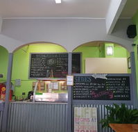 Swanny's Takeaway - Hotel VIC