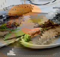 The West End Store Cafe - Hotel VIC