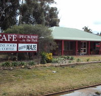 Cafe Peckish - Hotel VIC