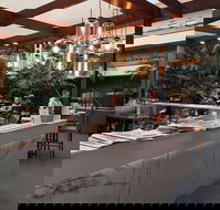 Atrium Restaurant and Bar - Hotel VIC