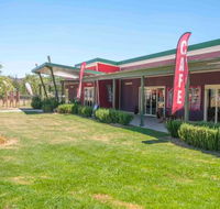 Willow Tree Cafe - Hotel VIC