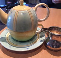 Bellz Cafe - Hotel VIC