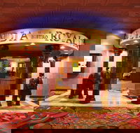 Royal India Restaurant - Hotel VIC
