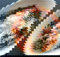 Young Barons - Hotel VIC