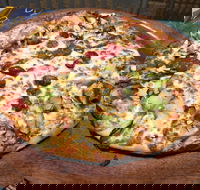 Bella's Pizza House - Hotel VIC