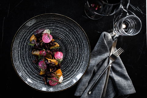 Monster Kitchen & Bar - Hotel VIC 1