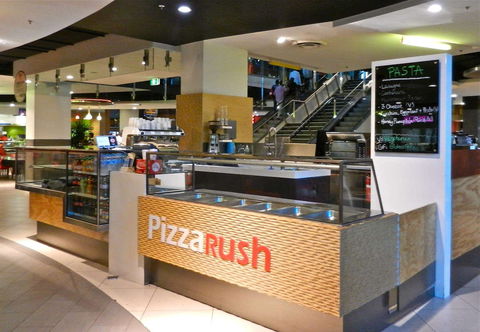 Pizza Rush - Hotel VIC 0