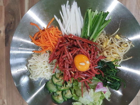 Zino's Kitchen - Hotel VIC 0