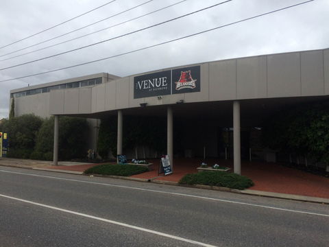 Westies Bar & Bistro - Hotel VIC 0