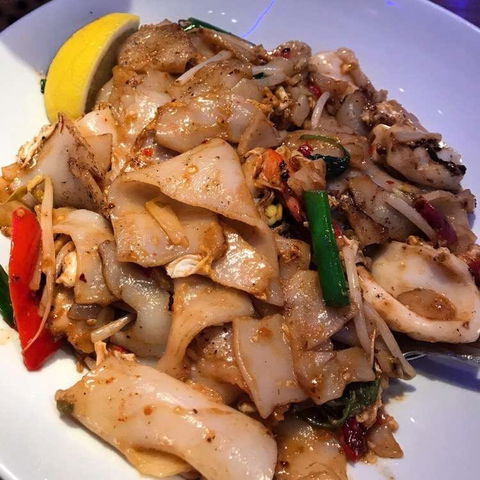 District Brasserie - Hotel VIC 0