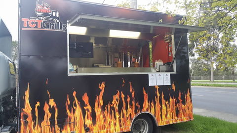 TCT Grills - Hotel VIC 0