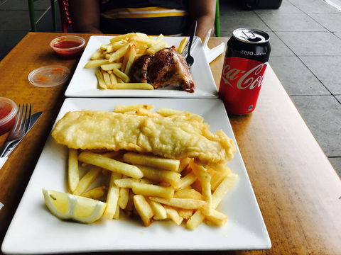Beach Box Cafe - Hotel VIC 0
