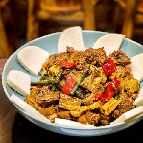 Chimney Thai Bistro - Hotel VIC 0