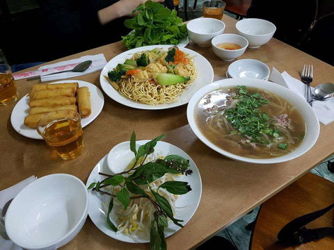 Yen's Vietnamese Restaurant - Hotel VIC 0