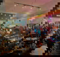 Token Arcade  Kitchen - Hotel VIC