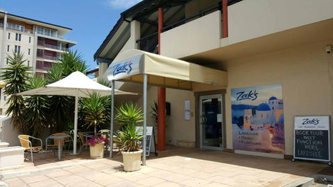 Zak's Greek Restaurant - Hotel VIC 0
