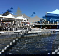 Tea Gardens Boatshed - Hotel VIC