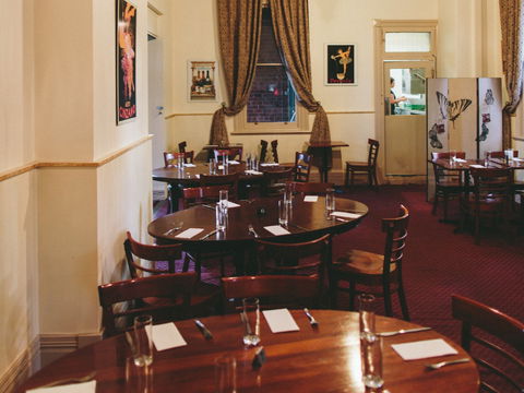 Victoria Hotel Bistro - Hotel VIC 1
