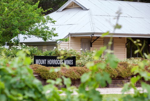 Mount Horrocks Wines - Hotel VIC 0