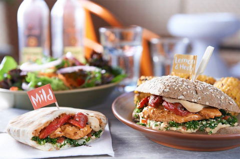 Nando's - Parkwood - Hotel VIC 0