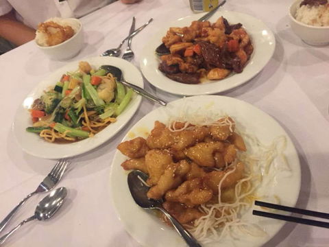 Emperor's Palace Chinese Restaurant - Hotel VIC 0