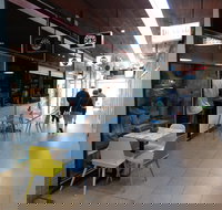 Steam Brothers - Hotel VIC