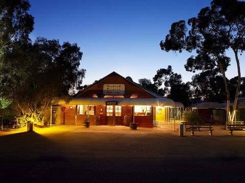 Outback Pioneer Kitchen - Hotel VIC 2