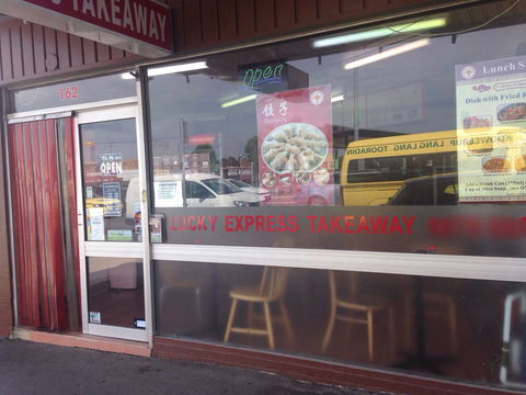 Lucky Express Takeaway - Hotel VIC 0