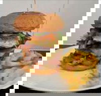 AJ's Cafe - Hotel VIC