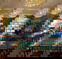 What The Pho - Hotel VIC
