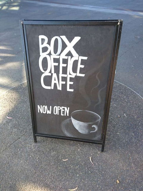 Box Office Cafe - Hotel VIC 0