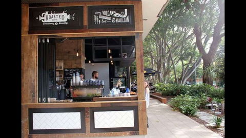 MAZE Coffee & Food - Hotel VIC 0