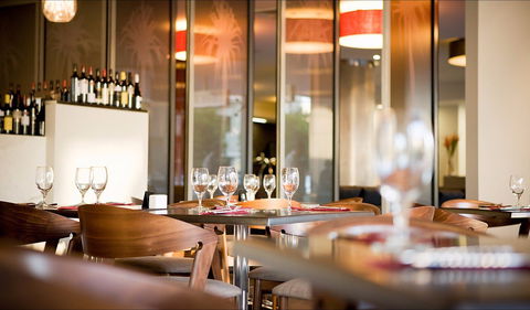 Table Forty Three - Hotel VIC 0