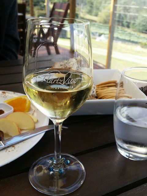 Hartzview Vineyard Cafe - Hotel VIC 8