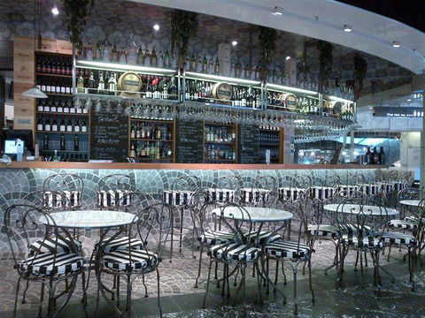 Hello Kitty Cafe - Hotel VIC 6