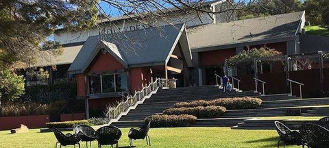 Vines Restaurant At Hollydene Estate - Hotel VIC 3