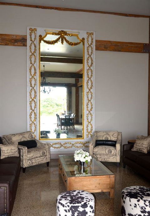Vines Restaurant At Hollydene Estate - Hotel VIC 7