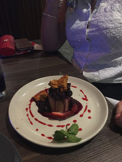 Aqua Restaurant & Bar - Hotel VIC 1