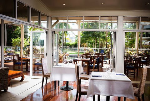 Poolside Restaurant - Hotel VIC 0