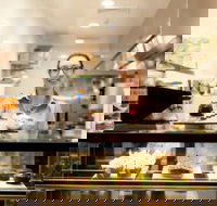 Channels Family Restaurant - Hotel VIC