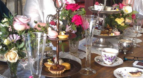 Worn-Out-Wares Cafe - Hotel VIC 6