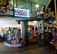 Lola's Pergola - Hotel VIC