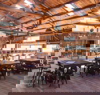 Willie Smith's Apple Shed - Hotel VIC