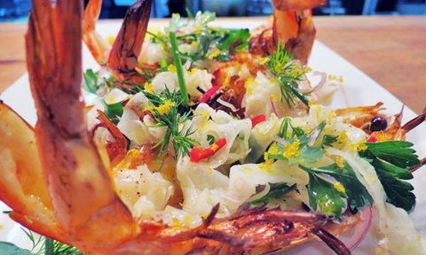 Crown Street Fish Shop - Hotel VIC 6