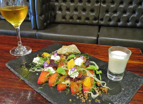 Crown Street Fish Shop - Hotel VIC 8
