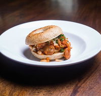 Famished on Frasers - Hotel VIC