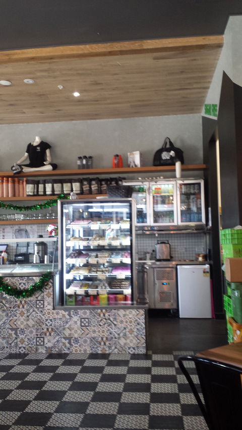 Health Freak Cafe - Hotel VIC 2