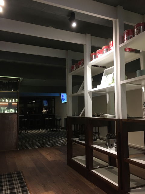 Tower Hotel Bistro - Hotel VIC 1