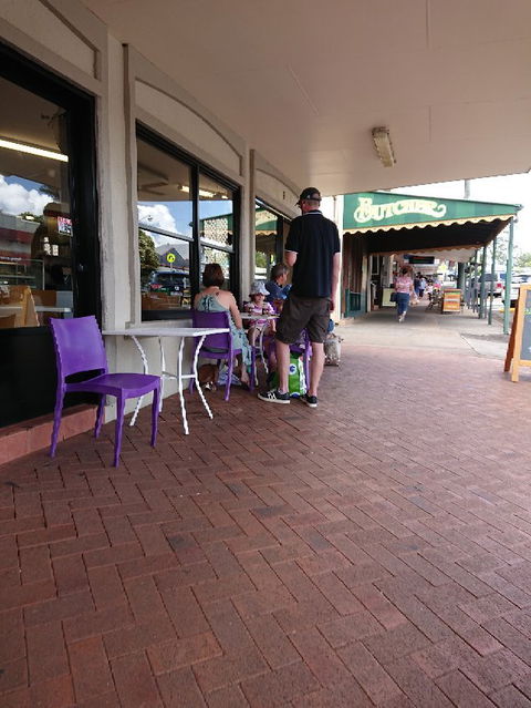 Maleny Bakery - Hotel VIC 1