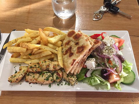 Parea Greek Tavern - Hotel VIC 0